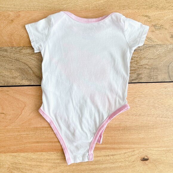 🧸 SALE! (5/$15, 8/$22, 12/$30) Nike bodysuit 0-6m baby girl onesie - Picture 4 of 5